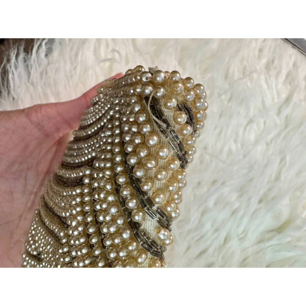 Unbranded vintage beaded